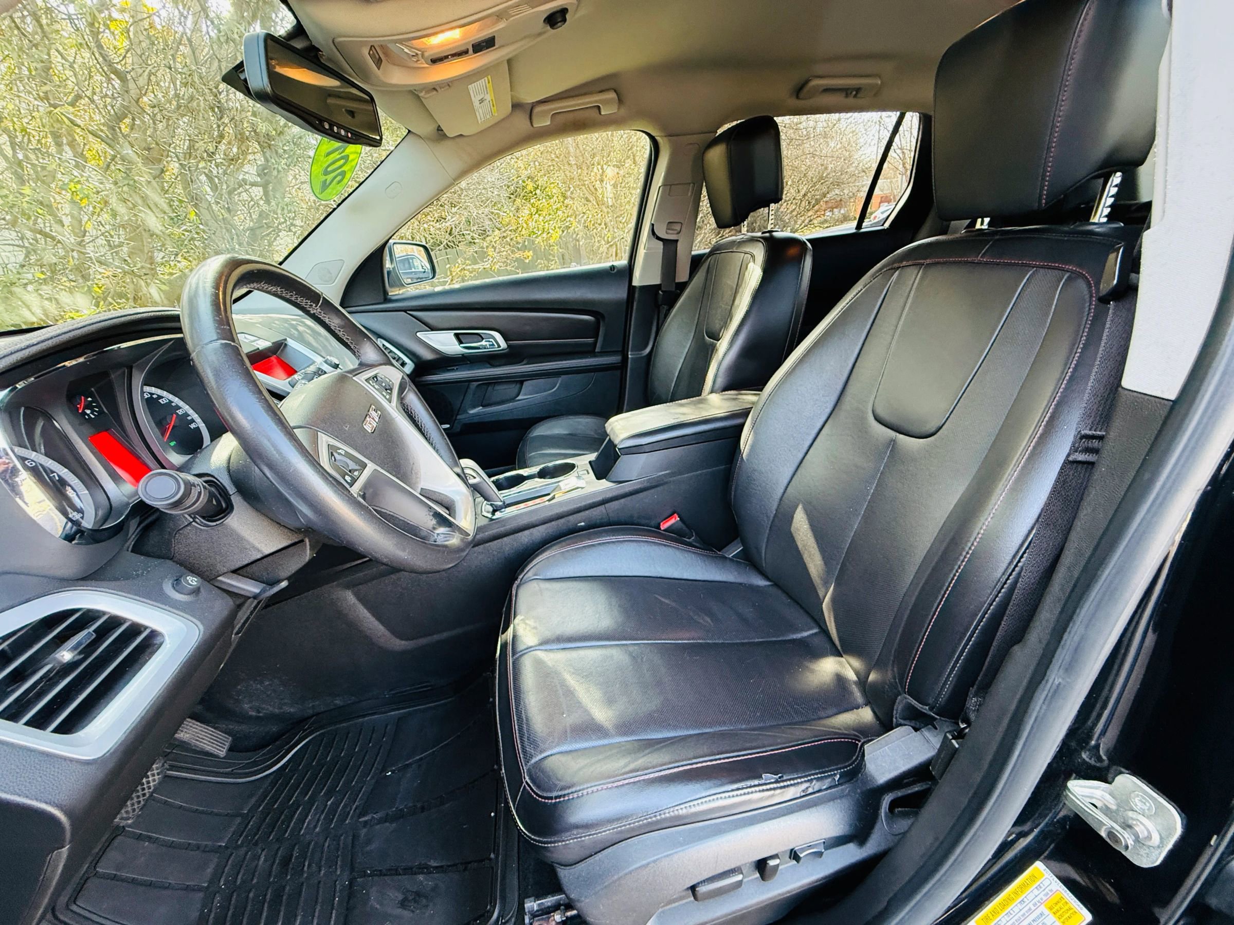 Used 2011 GMC Terrain SLT AWD/4WD image 2