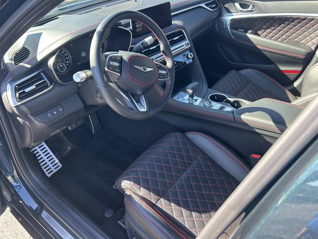 Used 2025 Genesis G70 3.3T Advanced w/ Sport Prestige Package RWD image 14
