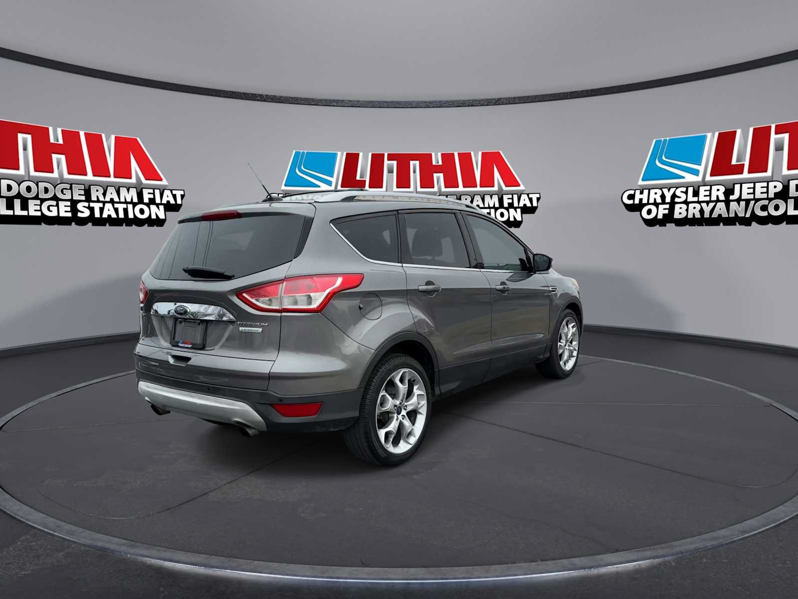Used 2014 Ford Escape Titanium FWD image 8