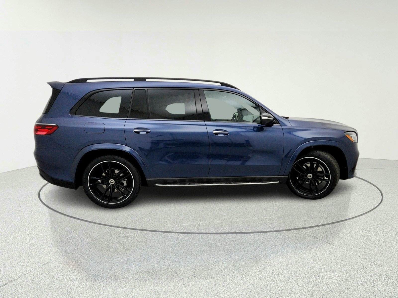 Certified 2024 Mercedes-Benz GLS 450 4MATIC w/ AMG Line Exterior image 7