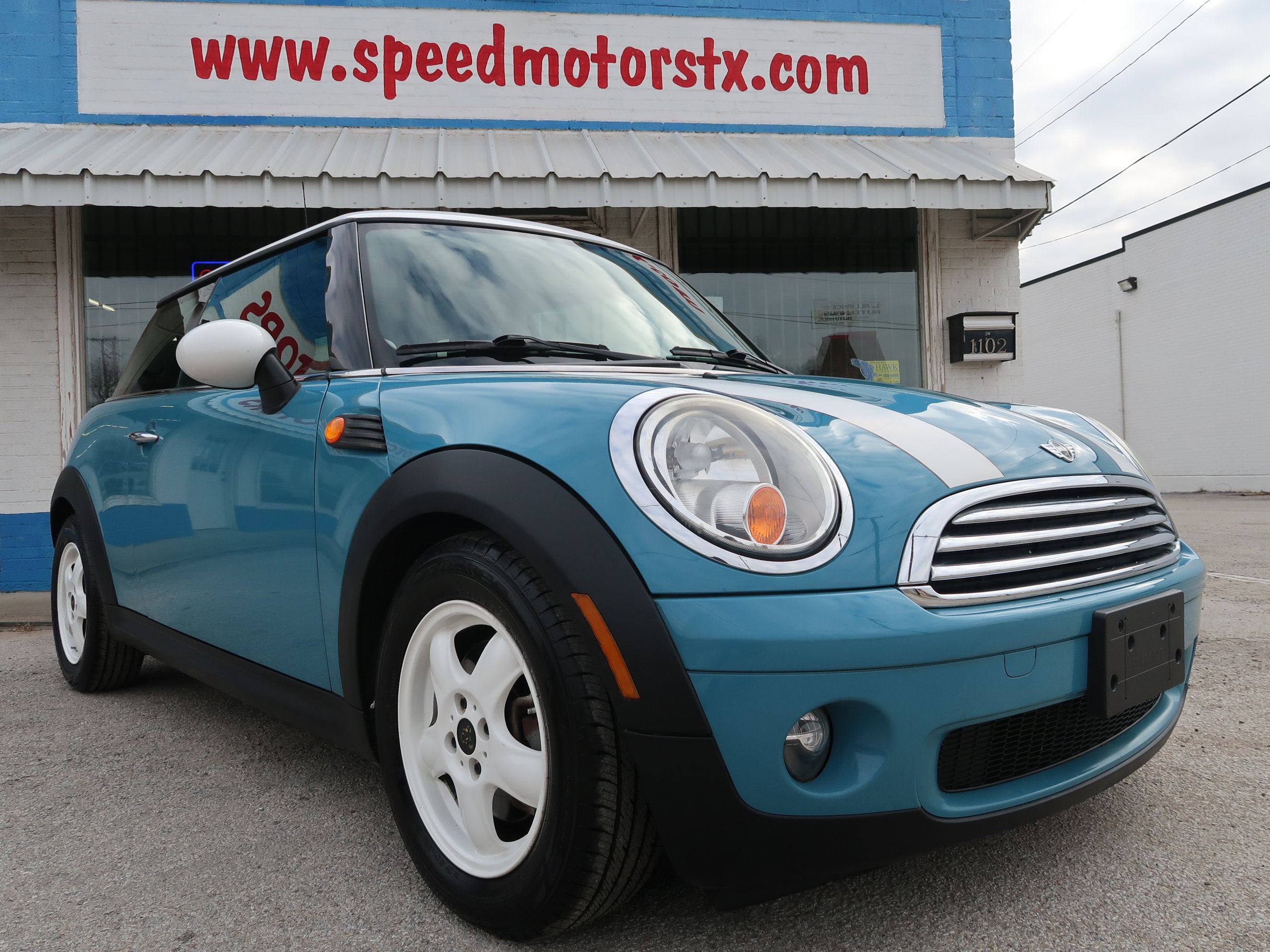 Used 2008 MINI Cooper Hardtop image 6