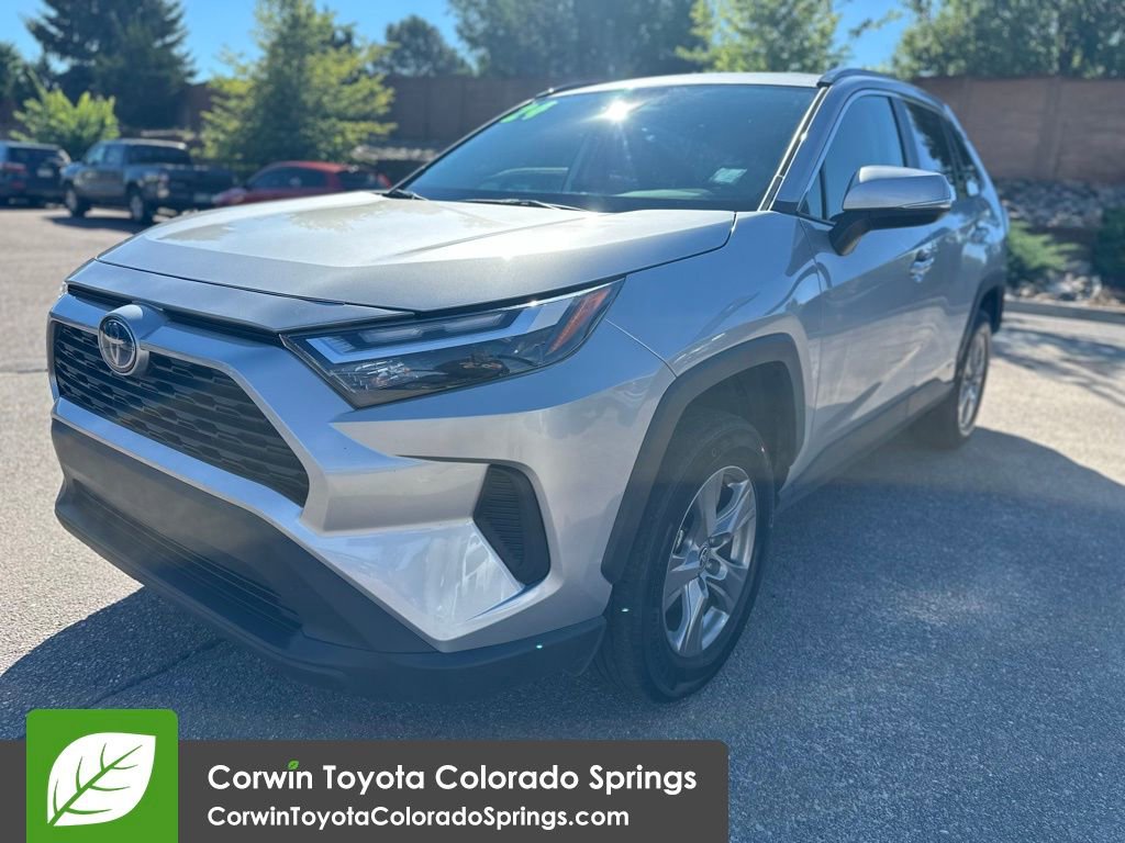 Used 2024 Toyota RAV4 XLE image 4