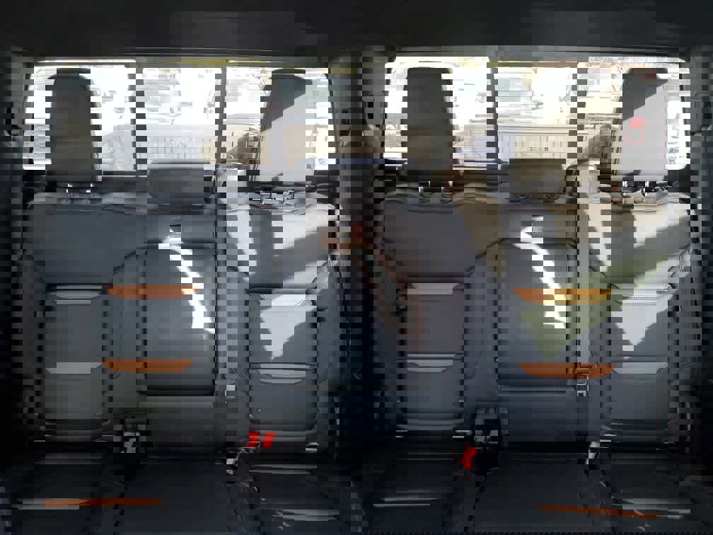 Used 2025 GMC Sierra 1500 AT4 w/ AT4 Preferred Package image 13