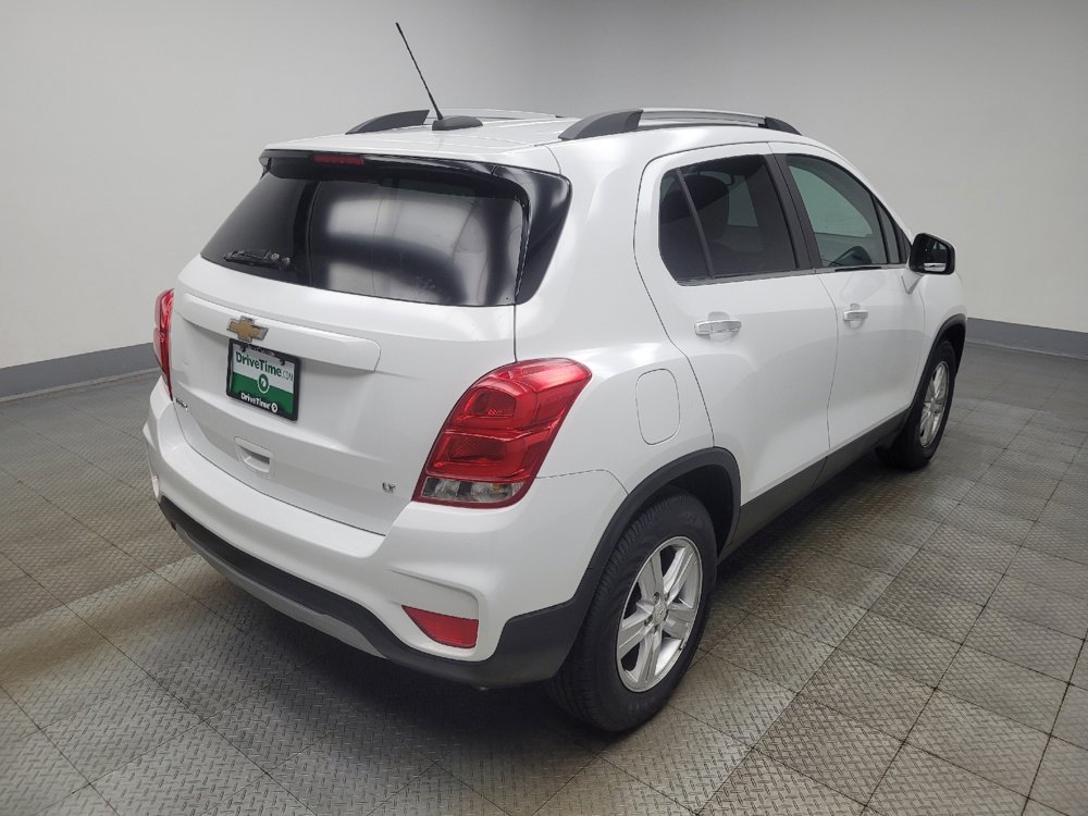 Used 2020 Chevrolet Trax LT w/ LT Convenience Package image 9