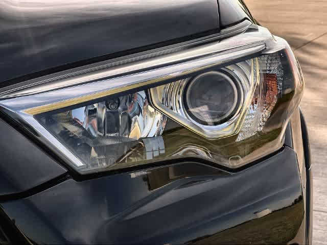 Used 2019 Toyota 4Runner Limited AWD/4WD image 24