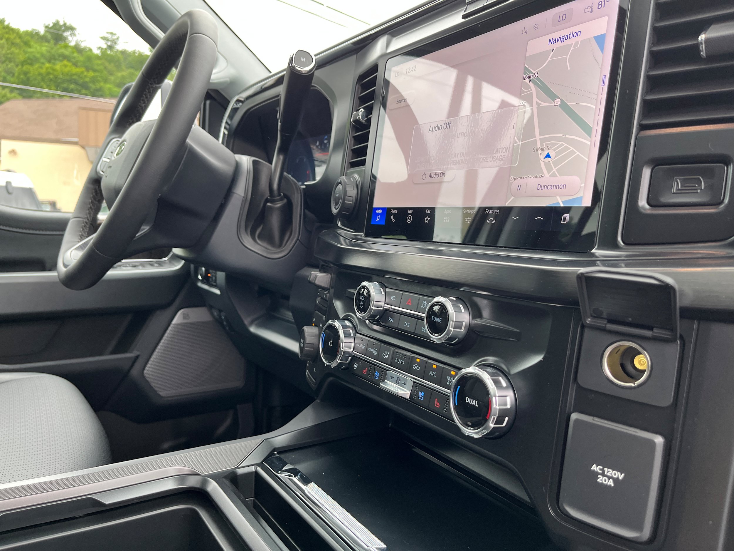 New 2026 Ford F250 4x4 Crew Cab Super Duty image 18