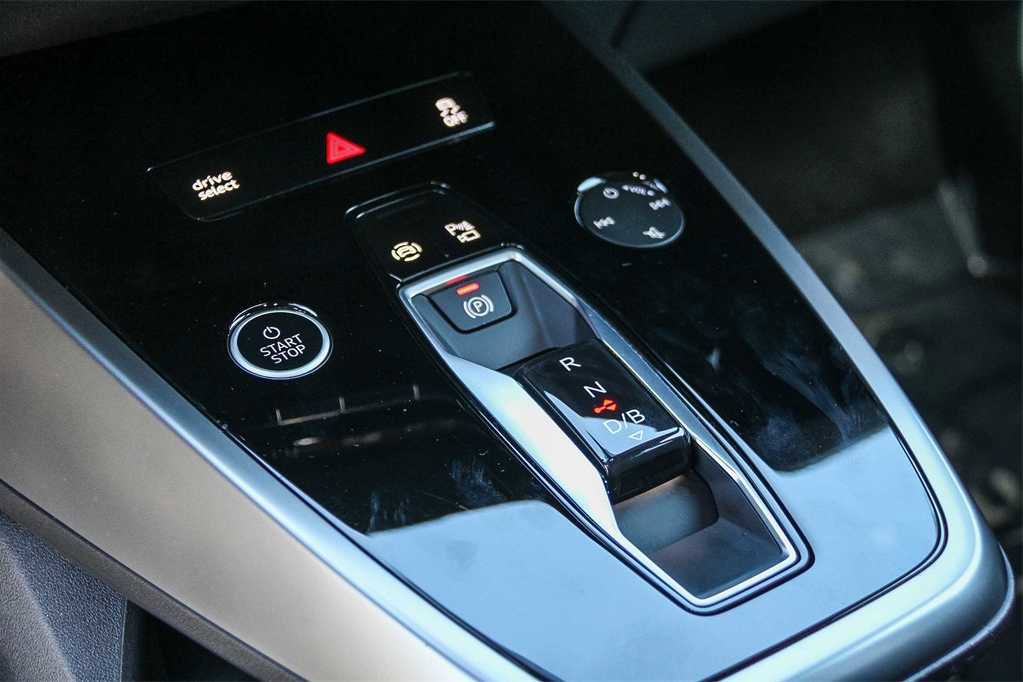 Used 2023 Audi Q4 e-tron Premium Plus w/ Premium Plus image 20