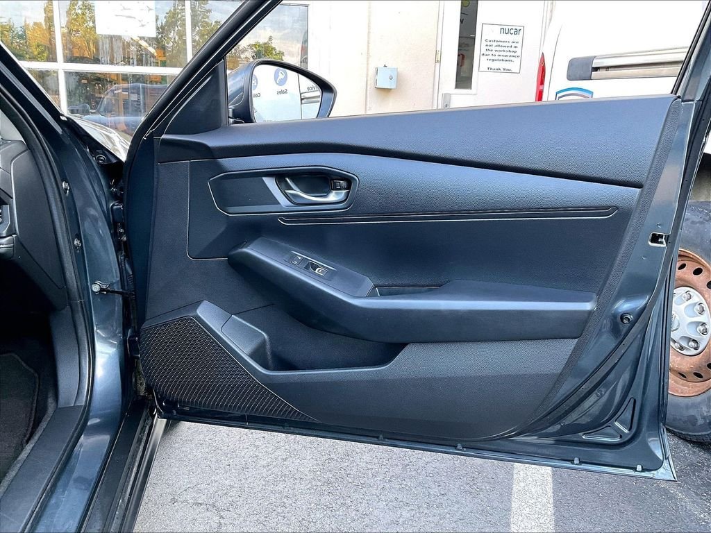 Used 2023 Honda Accord LX image 12