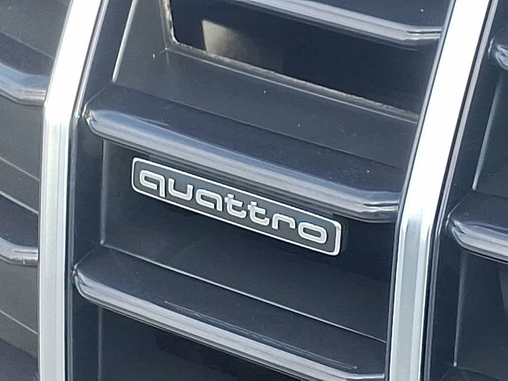 Used 2021 Audi Q5 2.0T Premium w/ Convenience Package image 30