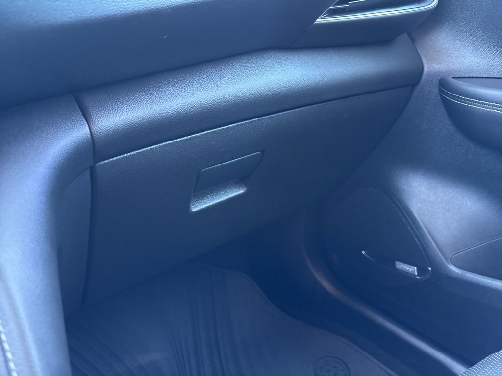 Used 2022 Buick Envision Essence w/ Technology Package I image 33