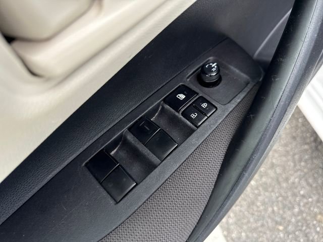 Used 2024 Toyota Corolla LE image 23