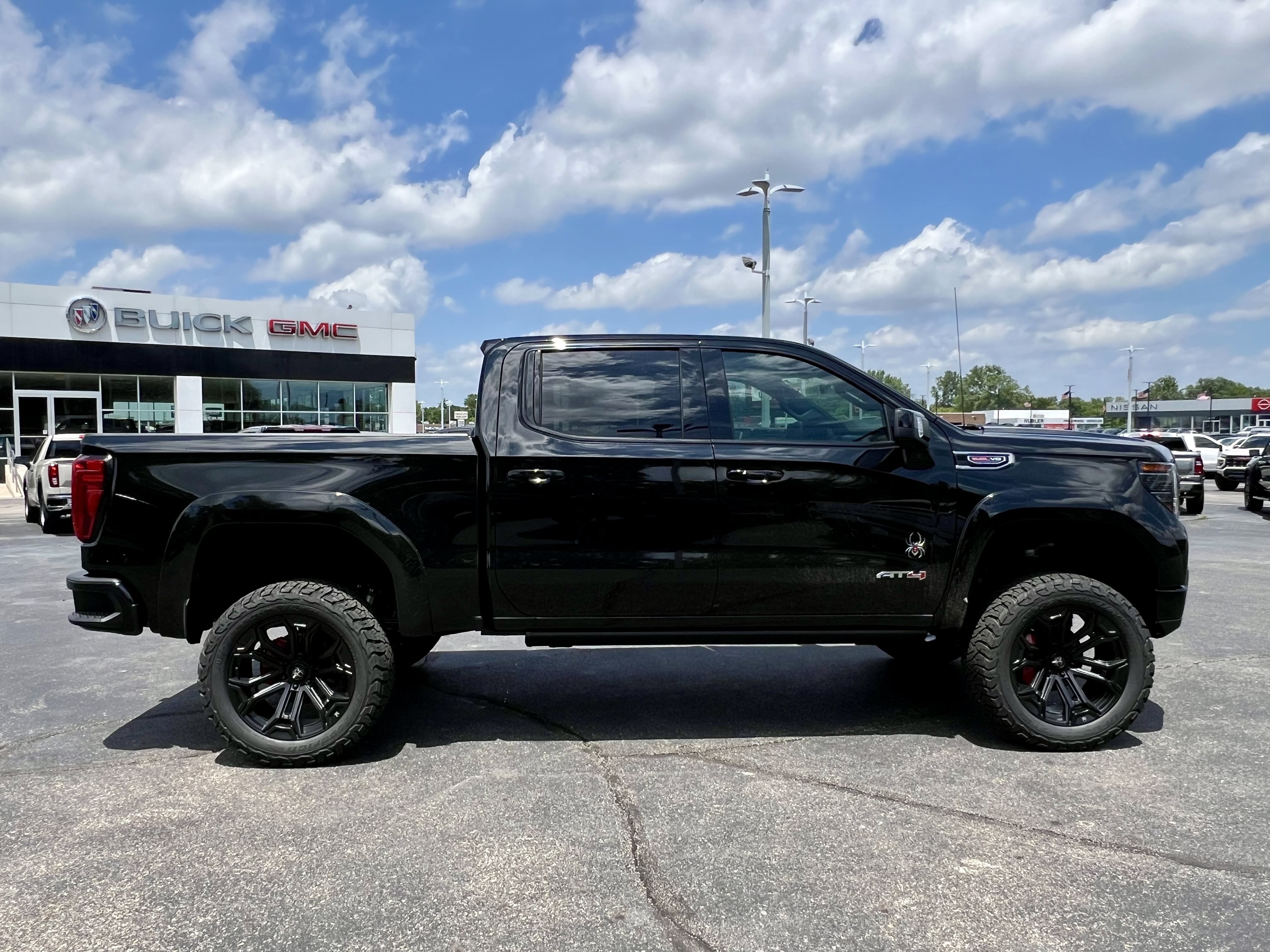 New 2026 GMC Sierra 1500 AT4 w/ AT4 Premium Package AWD/4WD image 8