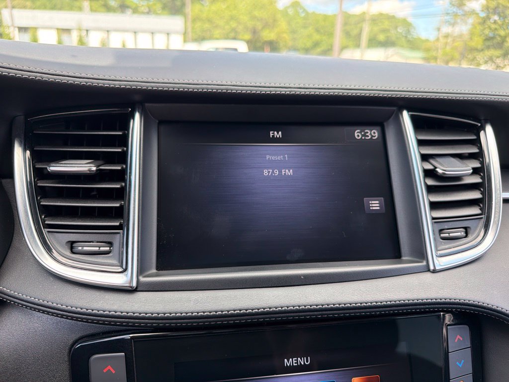 Used 2023 INFINITI QX50 Luxe AWD/4WD image 10