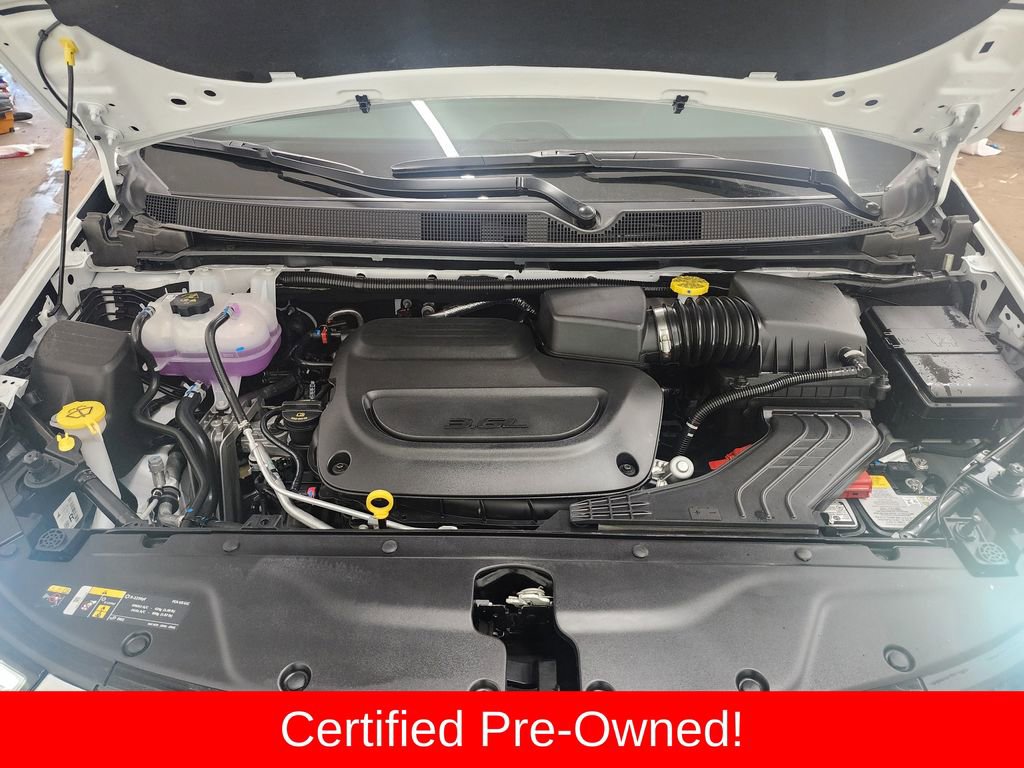 Used 2026 Chrysler Pacifica Limited image 39
