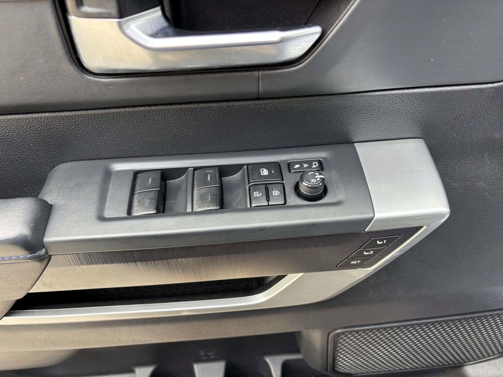 Used 2022 Toyota Tundra Platinum image 13