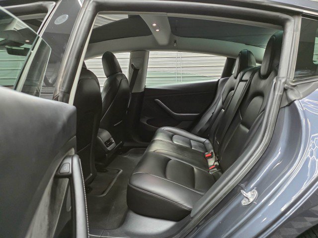 Used 2022 Tesla Model 3 Performance AWD/4WD image 15