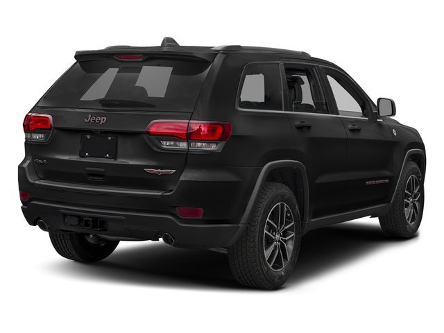 Certified 2017 Jeep Grand Cherokee Trailhawk AWD/4WD image 2