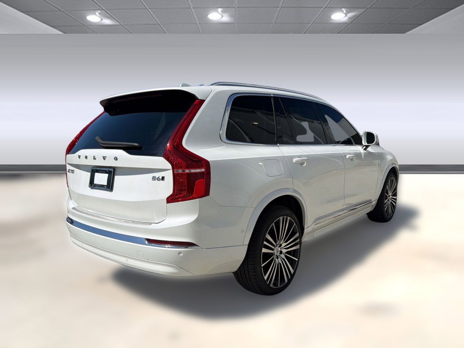 Used 2023 Volvo XC90 B6 Ultimate w/ Protection Package Premier AWD/4WD image 9