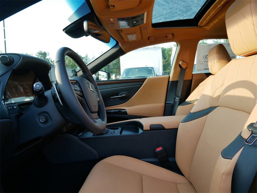 New 2025 Lexus ES 350 w/ Premium Package image 8