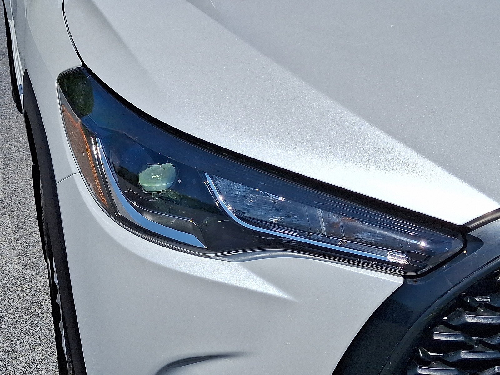 Certified 2023 Toyota Corolla Cross LE AWD/4WD image 10