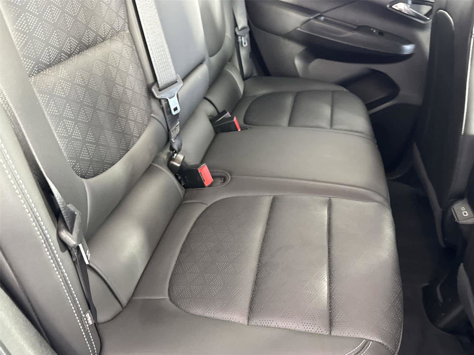 Used 2023 Chevrolet Bolt LT w/ Infotainment Package FWD image 13