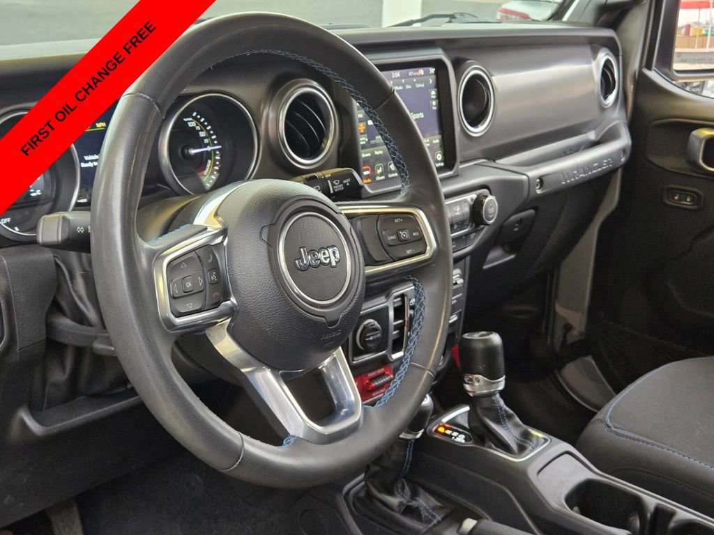Used 2023 Jeep Wrangler Unlimited Rubicon 4xe w/ Cold Weather Group AWD/4WD image 15