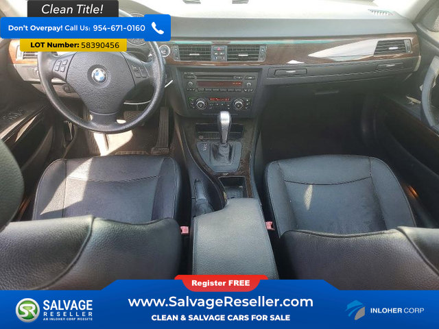 Used 2011 BMW 328i xDrive Sedan AWD/4WD image 11
