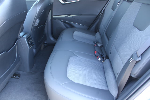 Used 2025 Kia Niro Wind FWD image 36