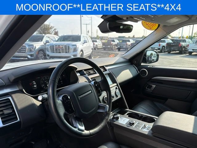 Used 2020 Land Rover Discovery Landmark AWD/4WD image 15