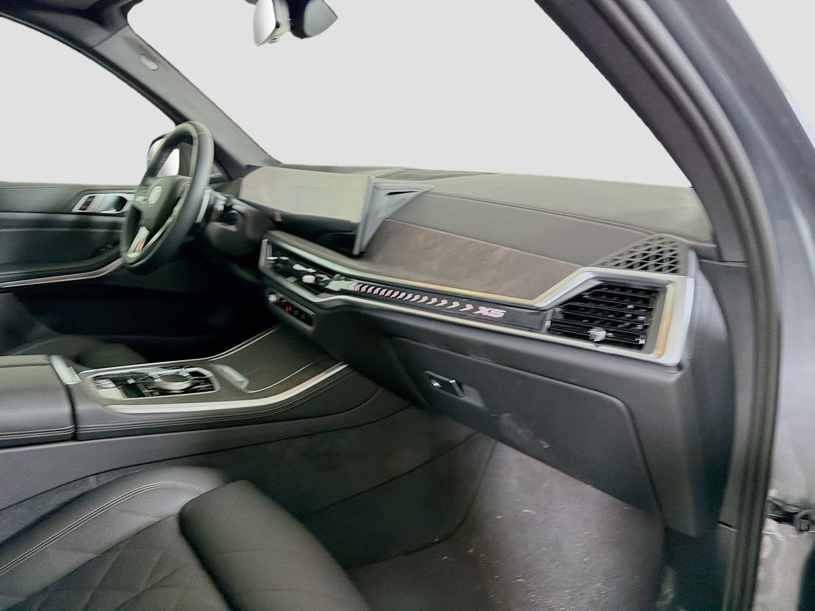Certified 2025 BMW X5 xDrive40i w/ Climate Comfort Package AWD/4WD image 32