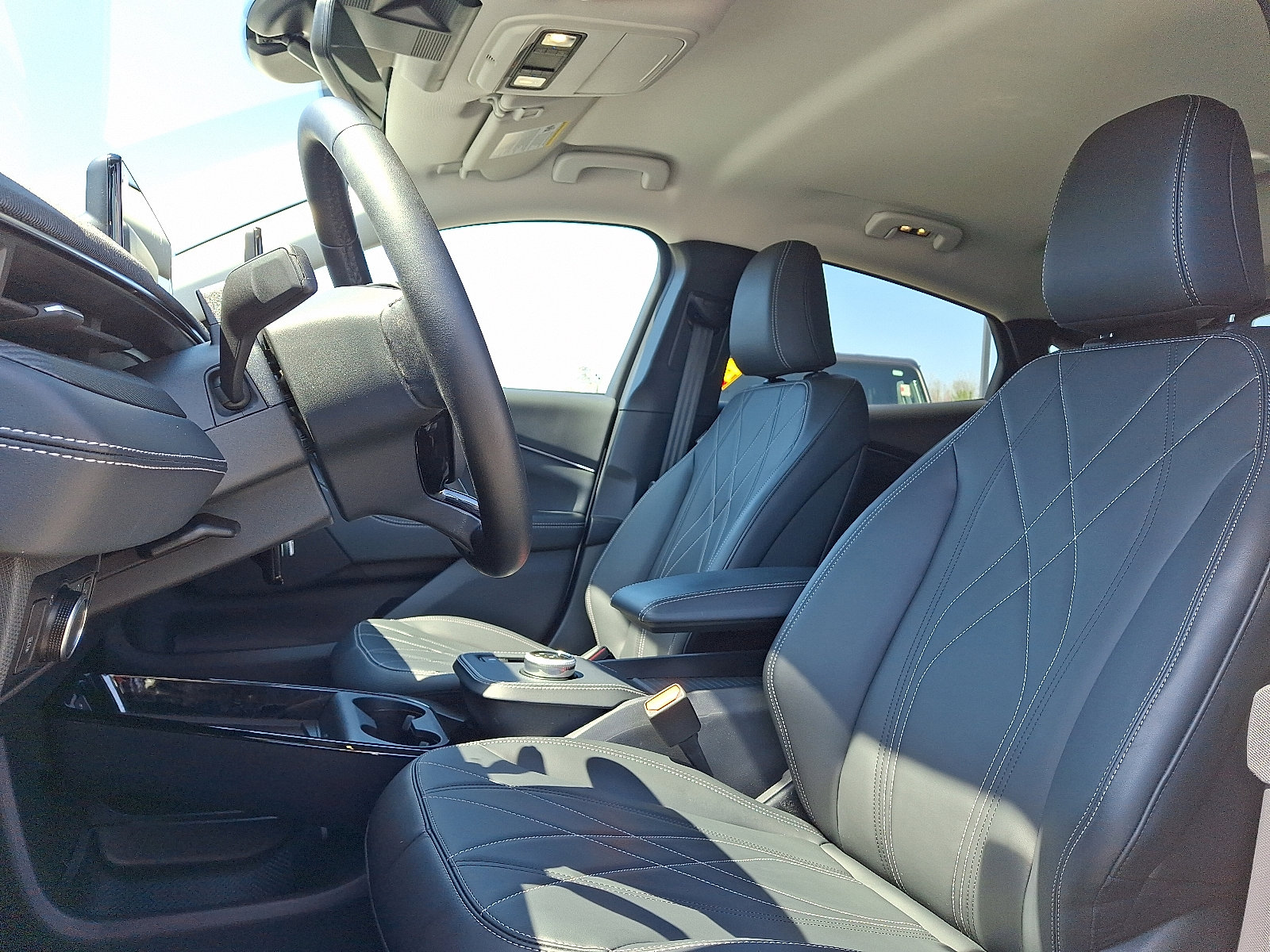 Used 2024 Ford Mustang Mach-E Select w/ Comfort Package Lite RWD image 12