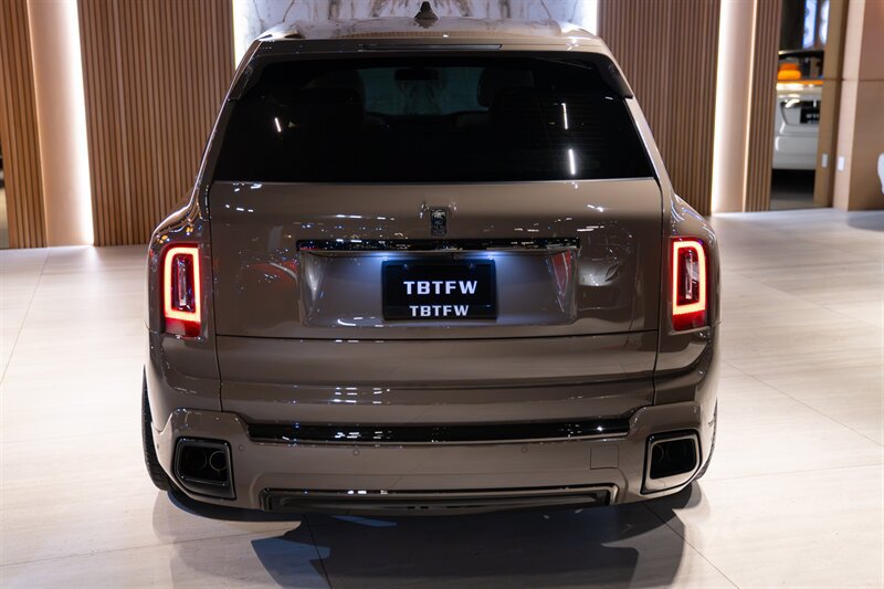 Used 2027 Rolls-Royce Cullinan Black Badge AWD/4WD image 50