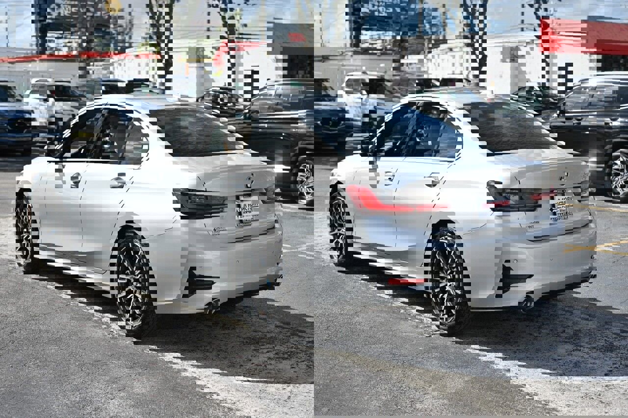 Used 2019 BMW 330i Sedan image 4