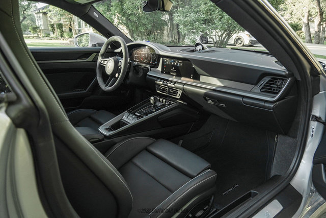Used 2025 Porsche 911 Carrera S RWD image 33