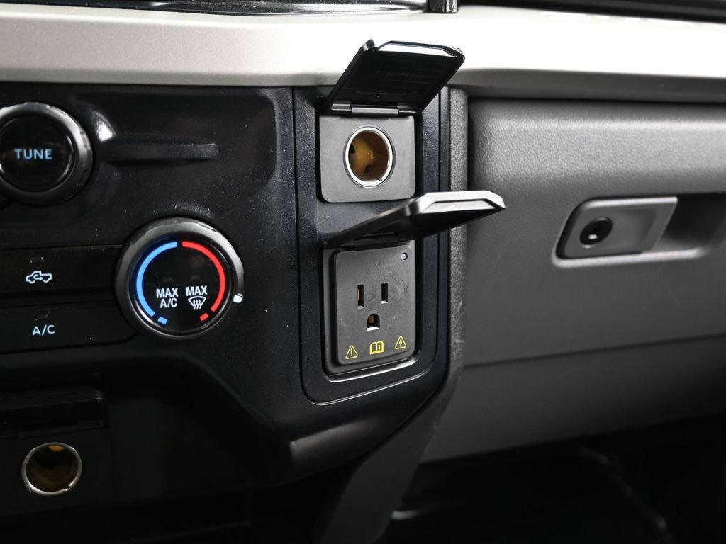 Used 2024 Ford F250 XLT image 31