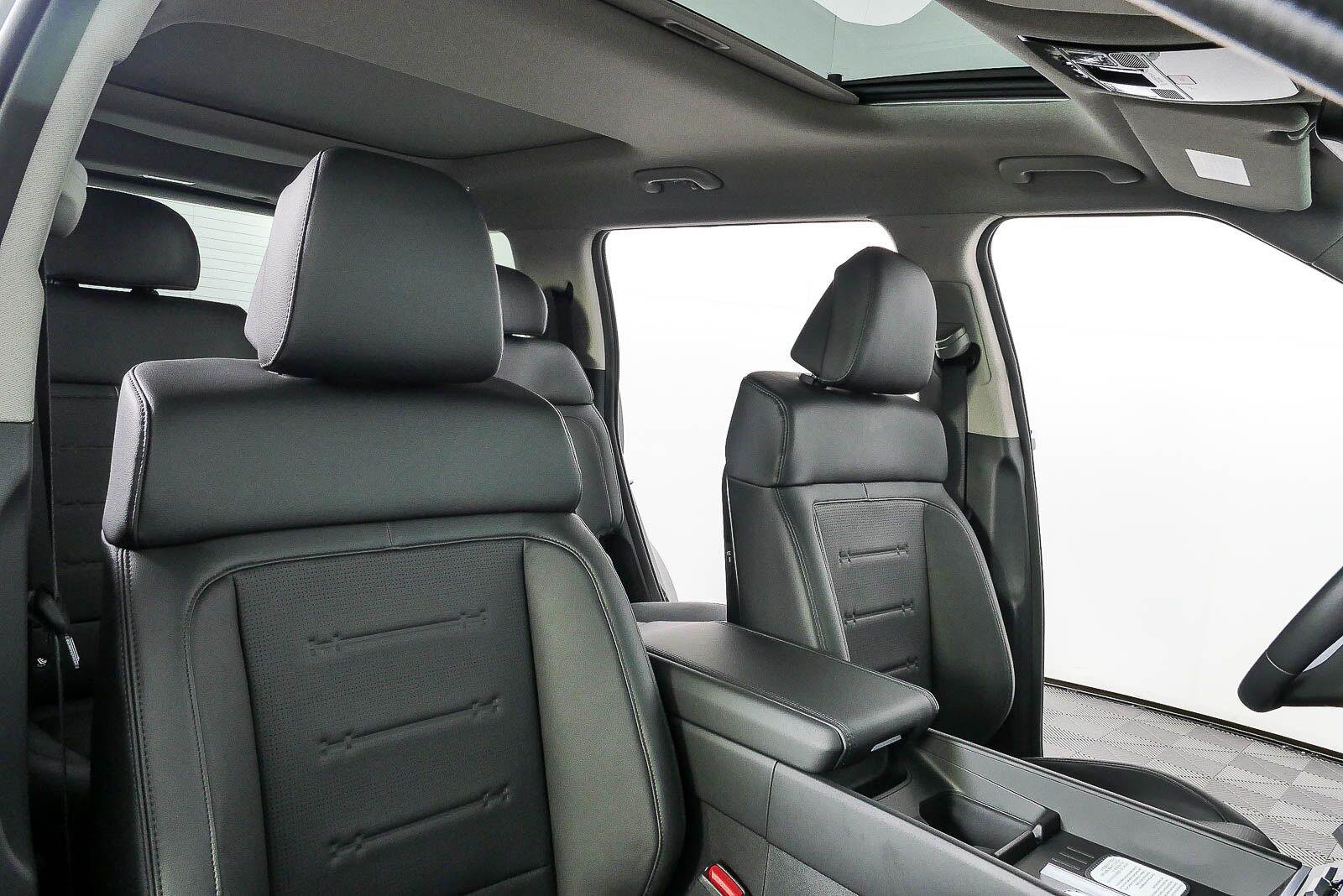 New 2026 Hyundai Santa Fe Limited FWD image 24