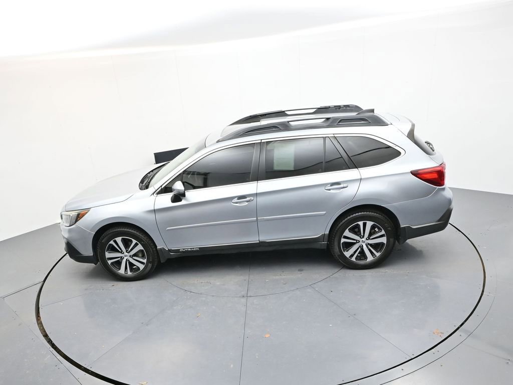 Used 2018 Subaru Outback 2.5i Limited image 21
