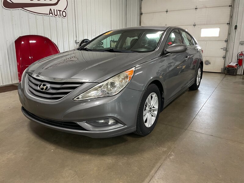Used 2013 Hyundai Sonata GLS w/ Popular Equipment Pkg FWD image 2