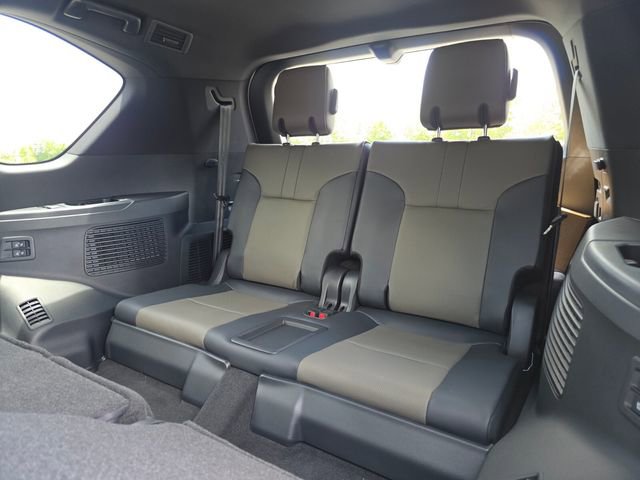 New 2026 Lexus LX 700h Overtrail AWD/4WD image 17