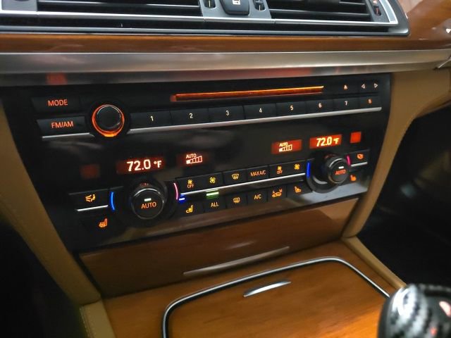 Used 2013 BMW 740Li xDrive image 22