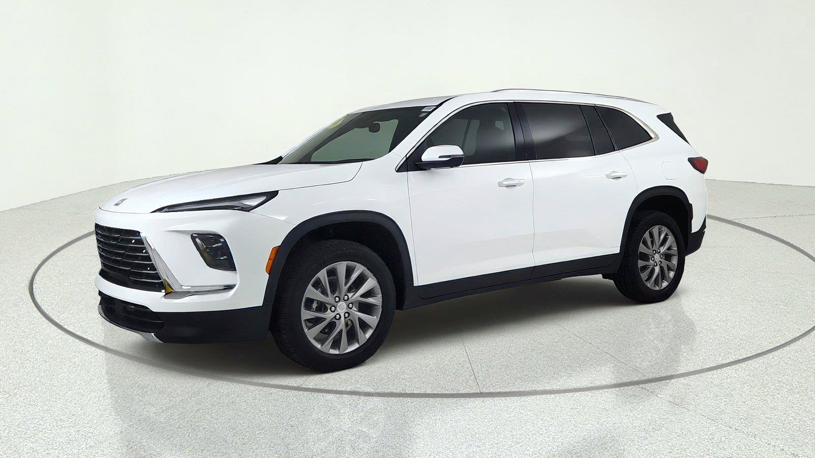 Used 2026 Buick Enclave Preferred AWD/4WD image 3