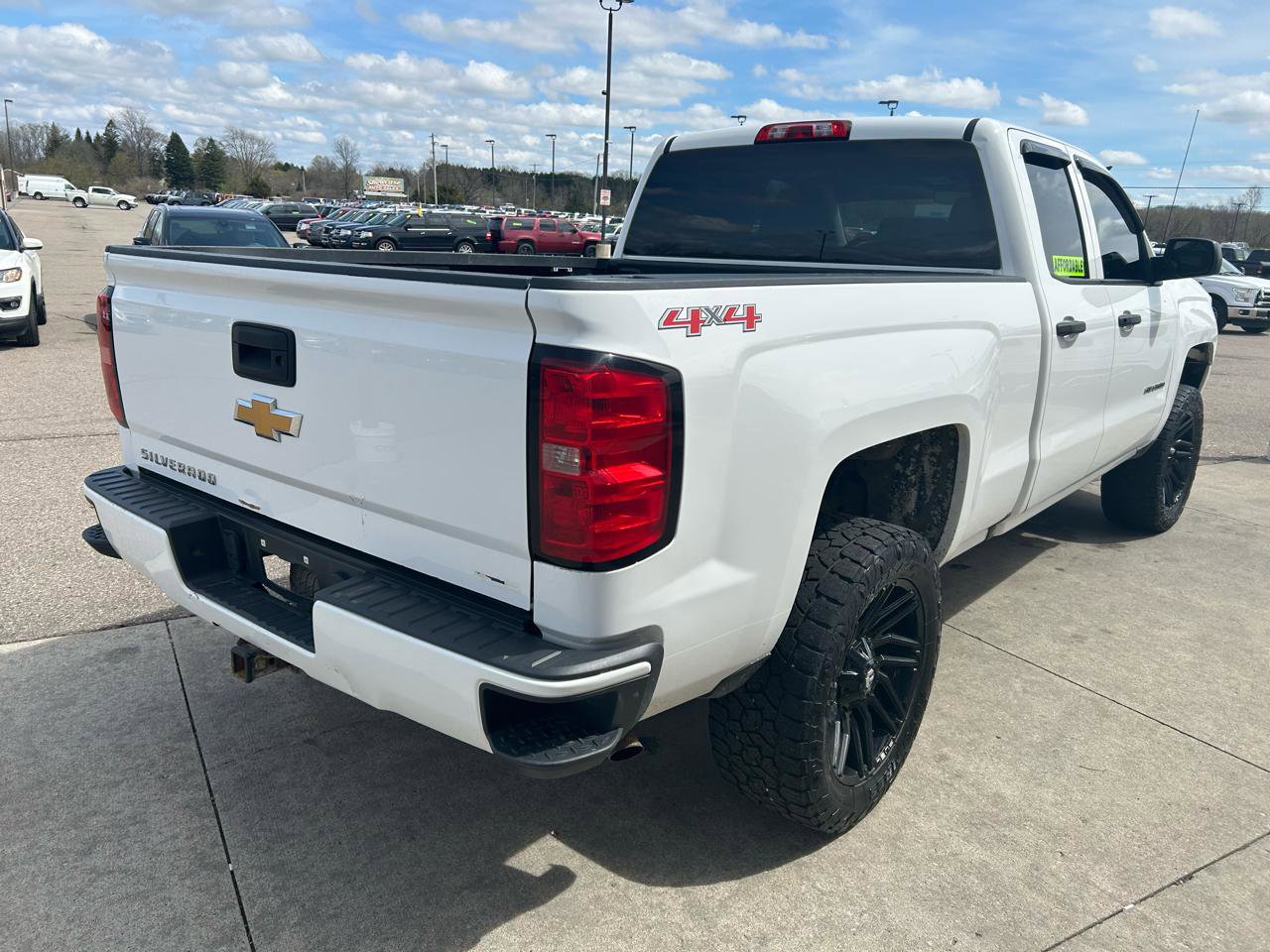 Used 2017 Chevrolet Silverado 1500 Custom w/ Trailering Package AWD/4WD image 5
