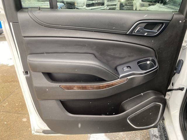Used 2017 Chevrolet Suburban LT image 22
