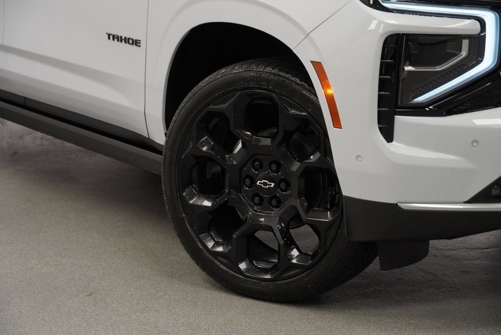 Used 2026 Chevrolet Tahoe High Country AWD/4WD image 10