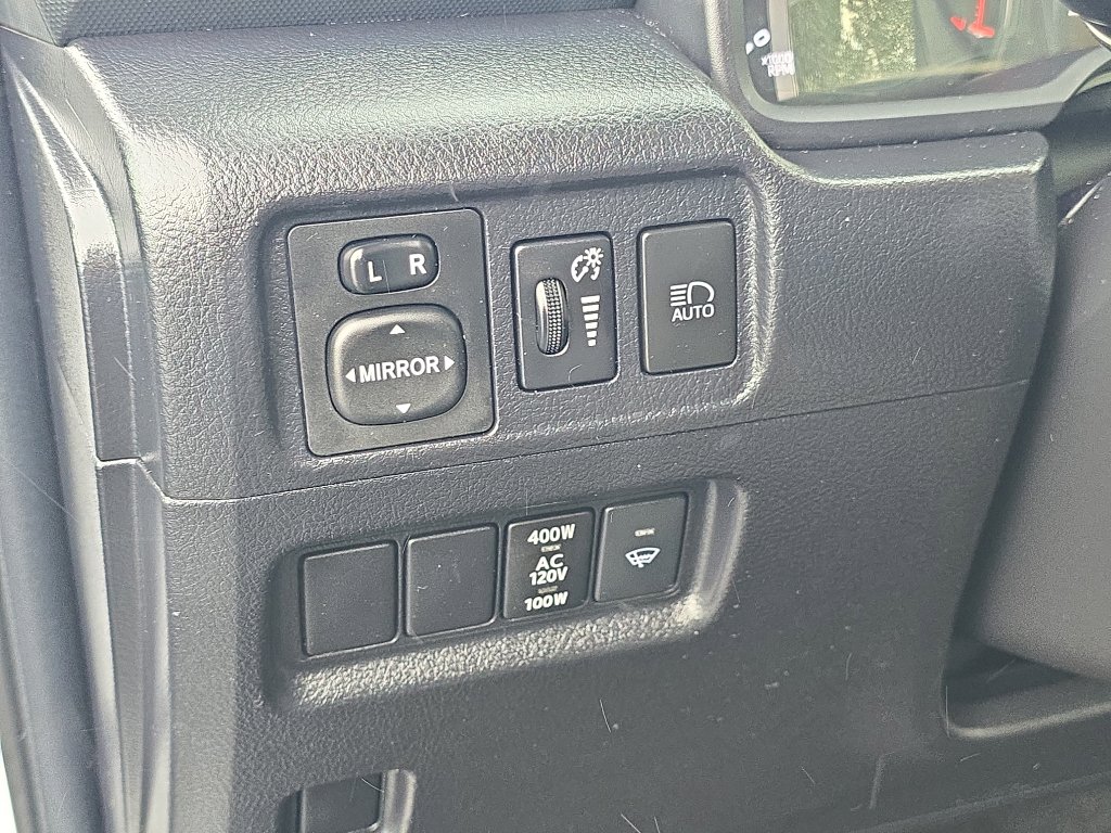 Certified 2024 Toyota 4Runner SR5 image 25