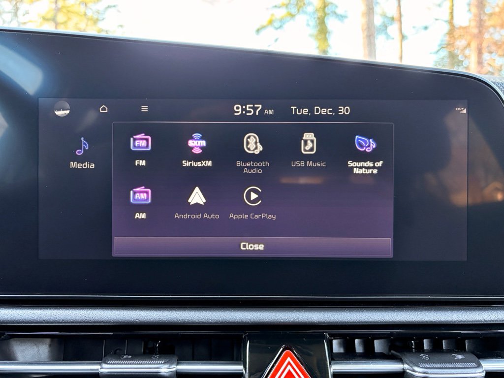 Used 2024 Kia Niro Wave w/ Wave Preserve Package image 12