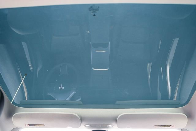 Used 2023 Tesla Model 3 Standard Range image 16