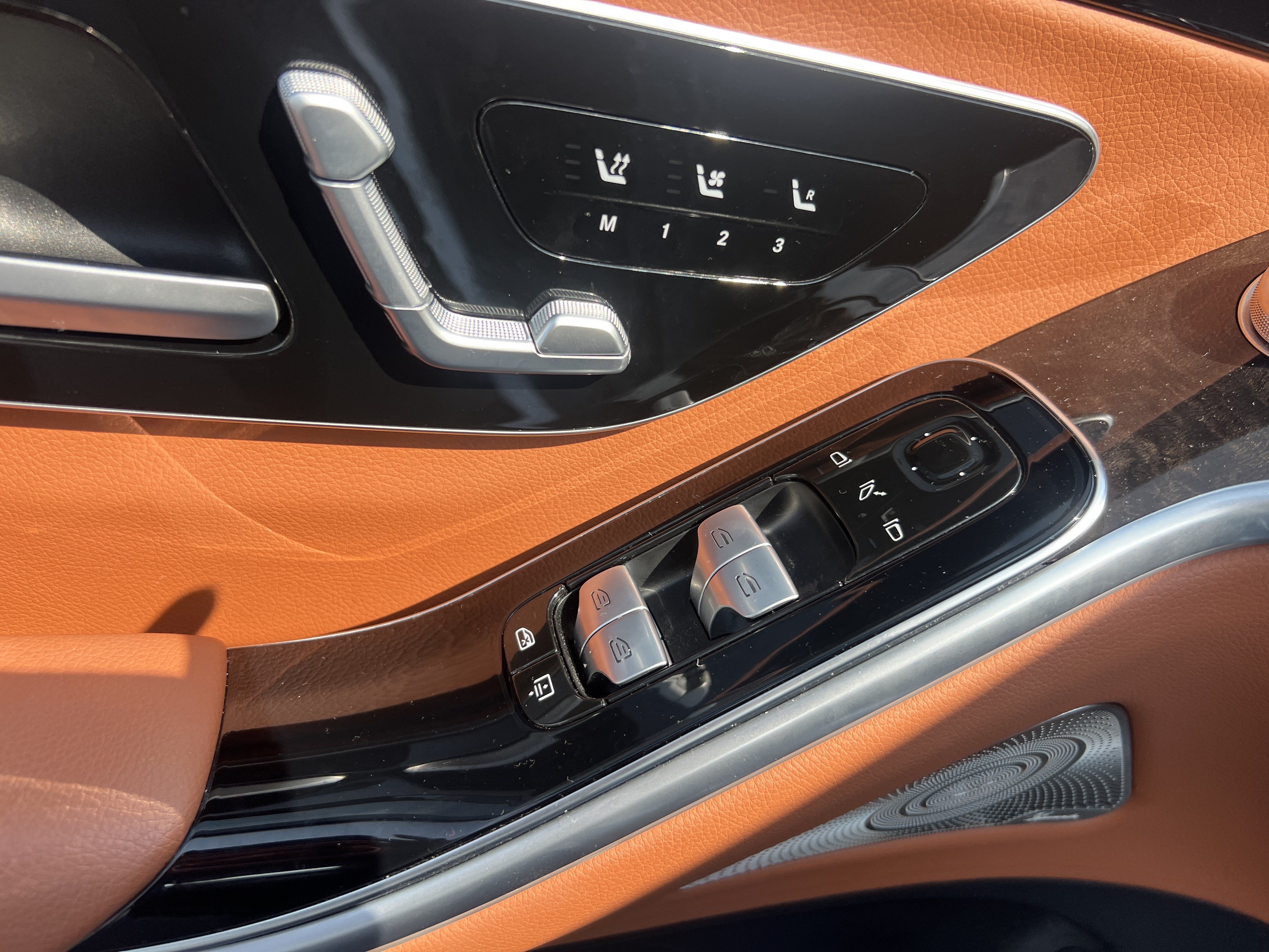 Certified 2022 Mercedes-Benz S 500 4MATIC image 15
