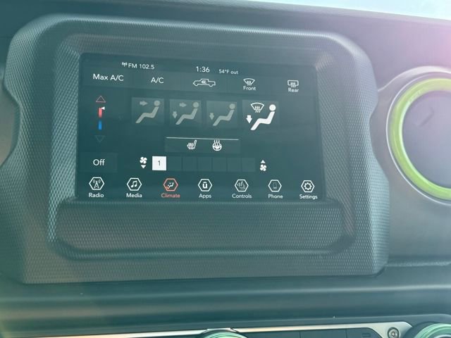 Used 2022 Jeep Gladiator Sport image 31