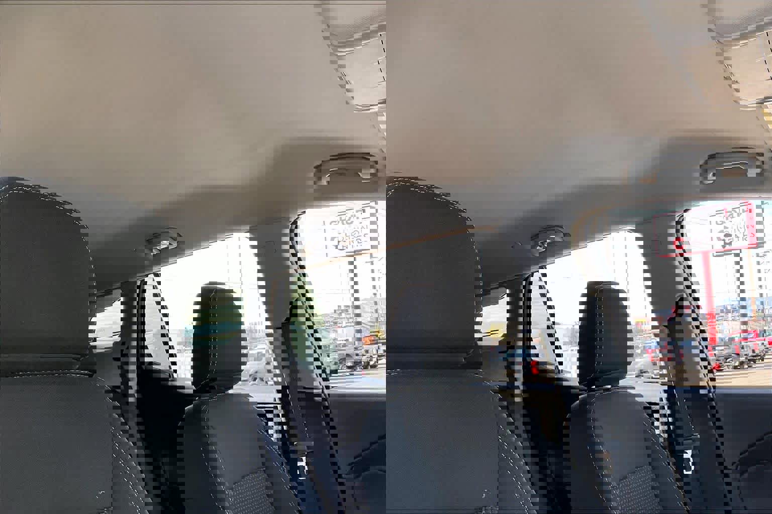 Used 2024 GMC Terrain SLE image 13